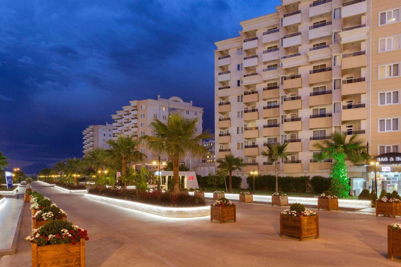 هتل  Ramada Resort Lara  آنتالیا